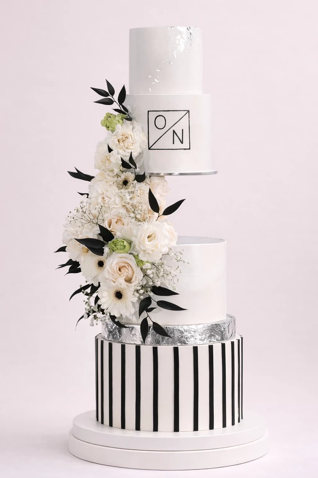 Контраст — торт на заказ в Красноярске